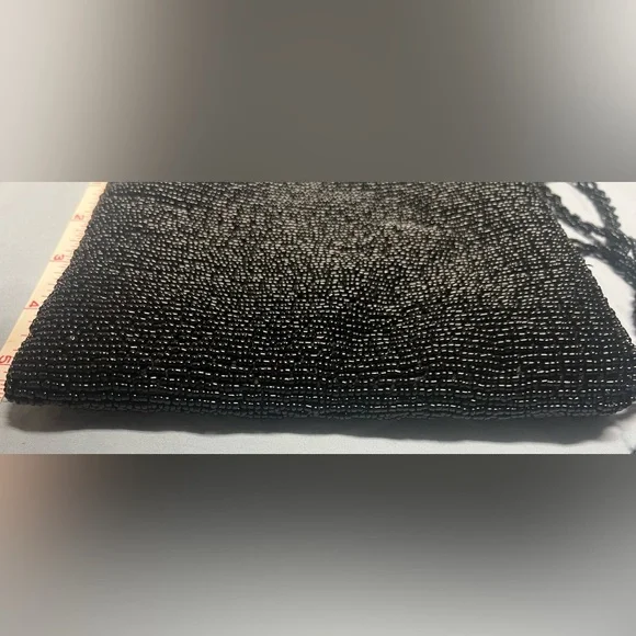 Vintage Beaded Parrot Design Crossbody Bag - Picture 5 of 7